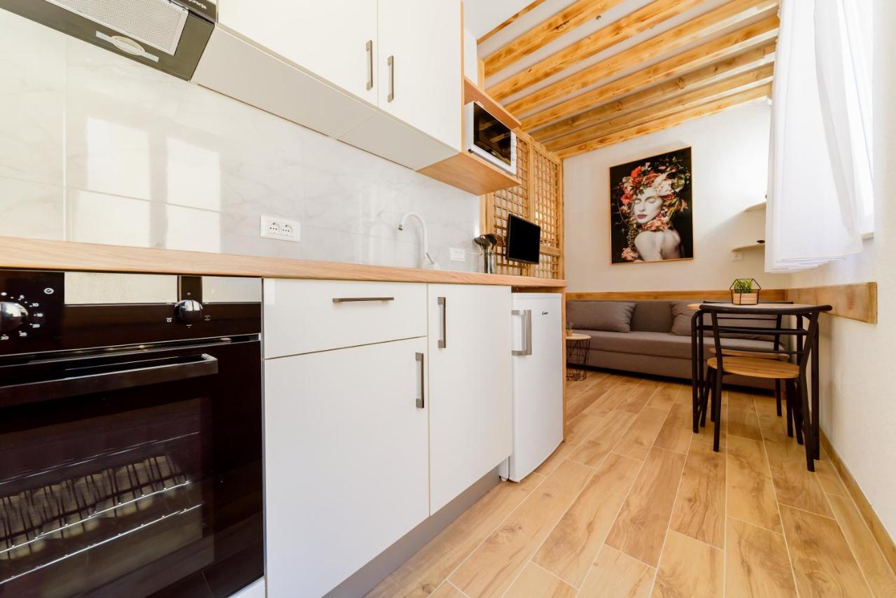 Apartment Cvita Baška Voda Exteriér fotografie